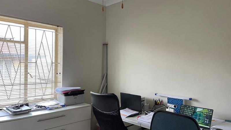 To Let 3 Bedroom Property for Rent in Bellville Western Cape